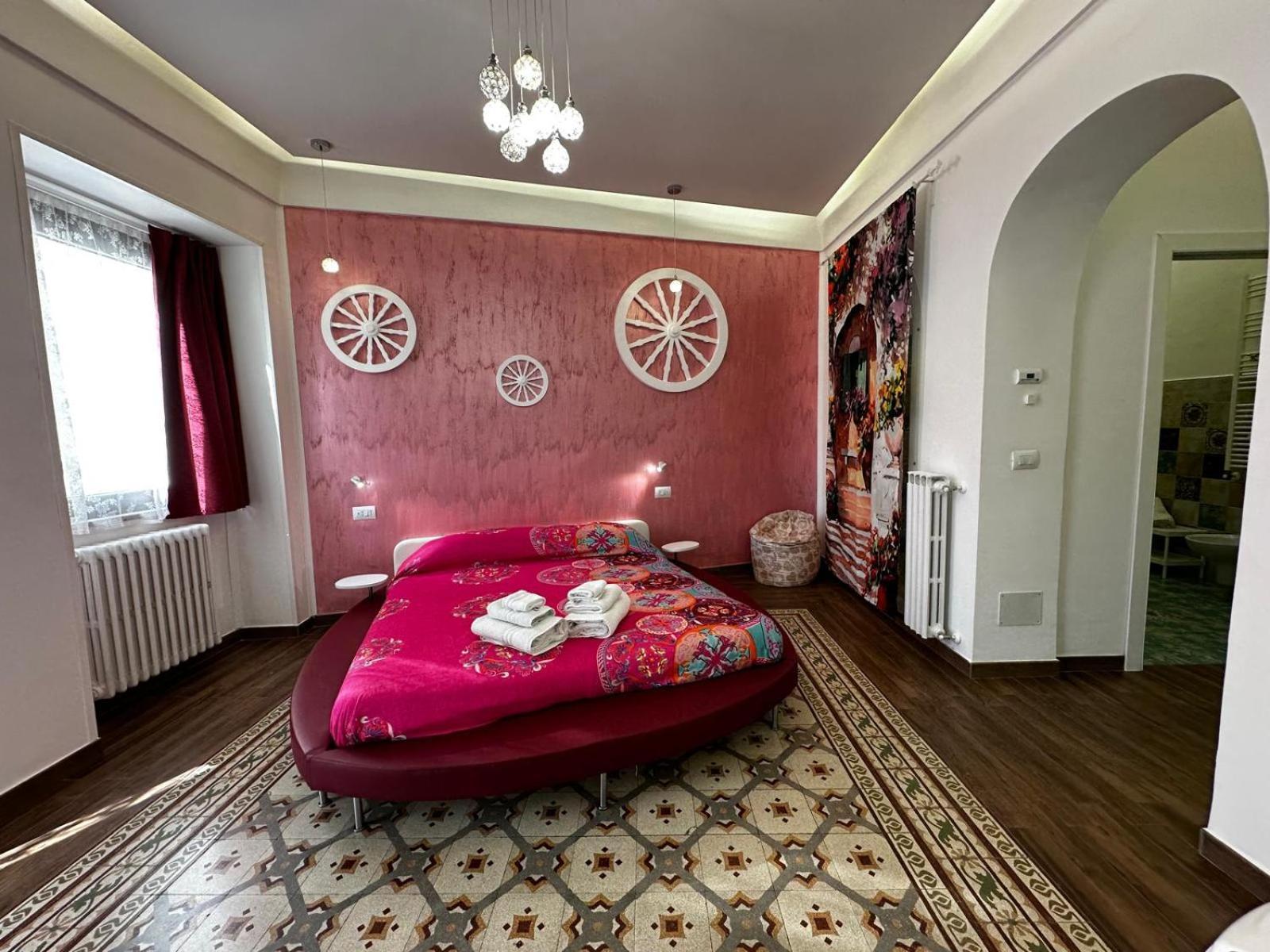 Suite Inn Centro Dimora Storica Ена Екстериор снимка