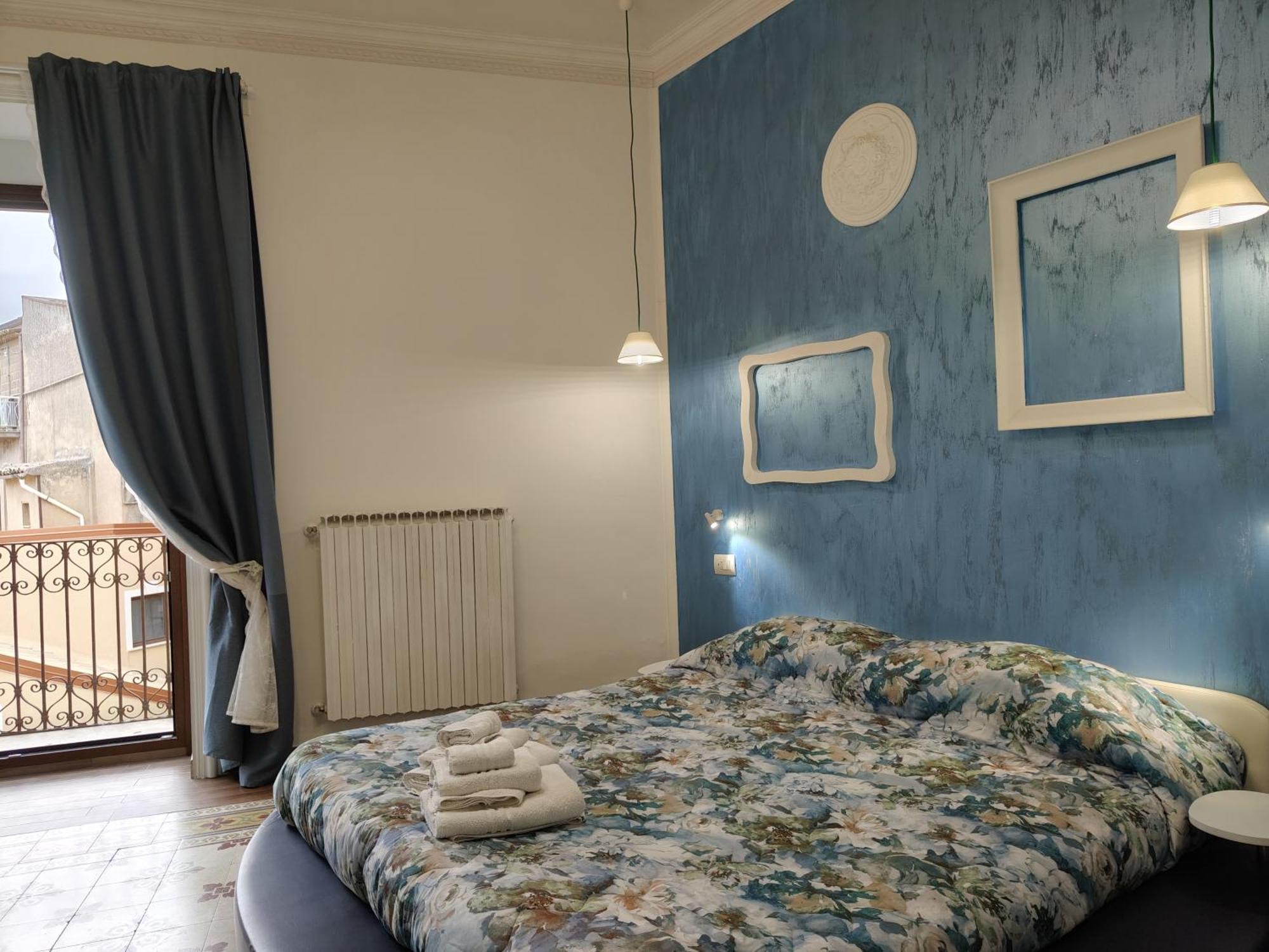 Suite Inn Centro Dimora Storica Ена Екстериор снимка