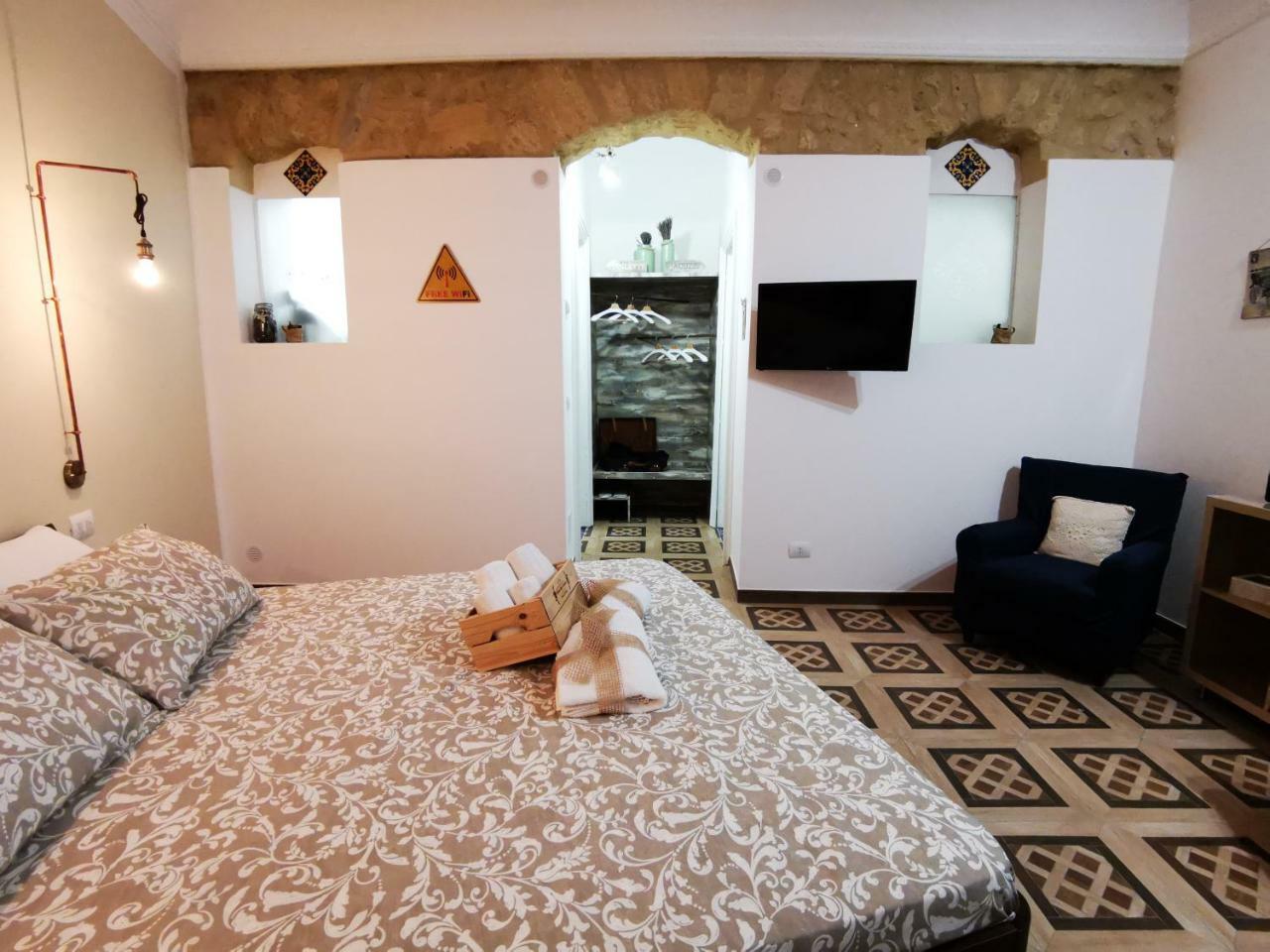 Suite Inn Centro Dimora Storica Ена Екстериор снимка
