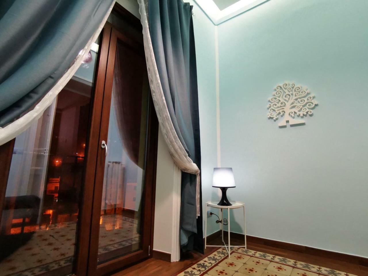 Suite Inn Centro Dimora Storica Ена Екстериор снимка