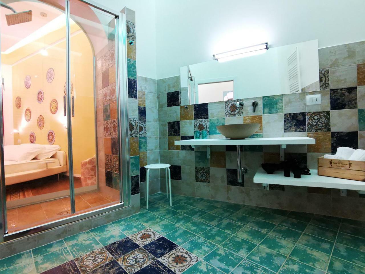 Suite Inn Centro Dimora Storica Ена Екстериор снимка